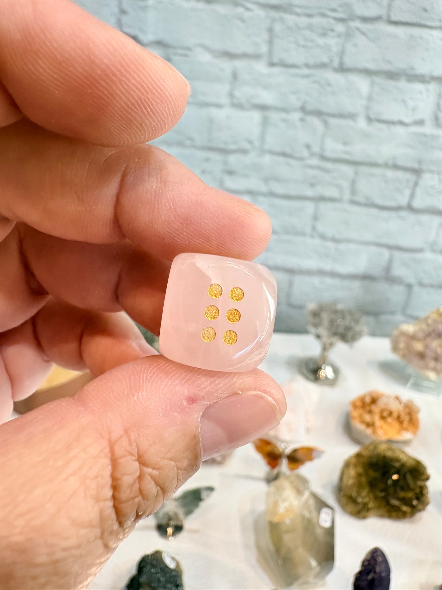 DQR - Dès en quartz rose