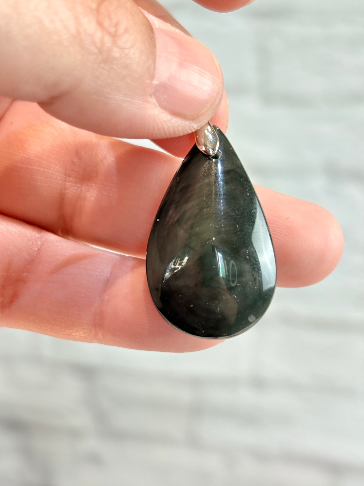 POM4 - Pendentif obsidienne manta huichol