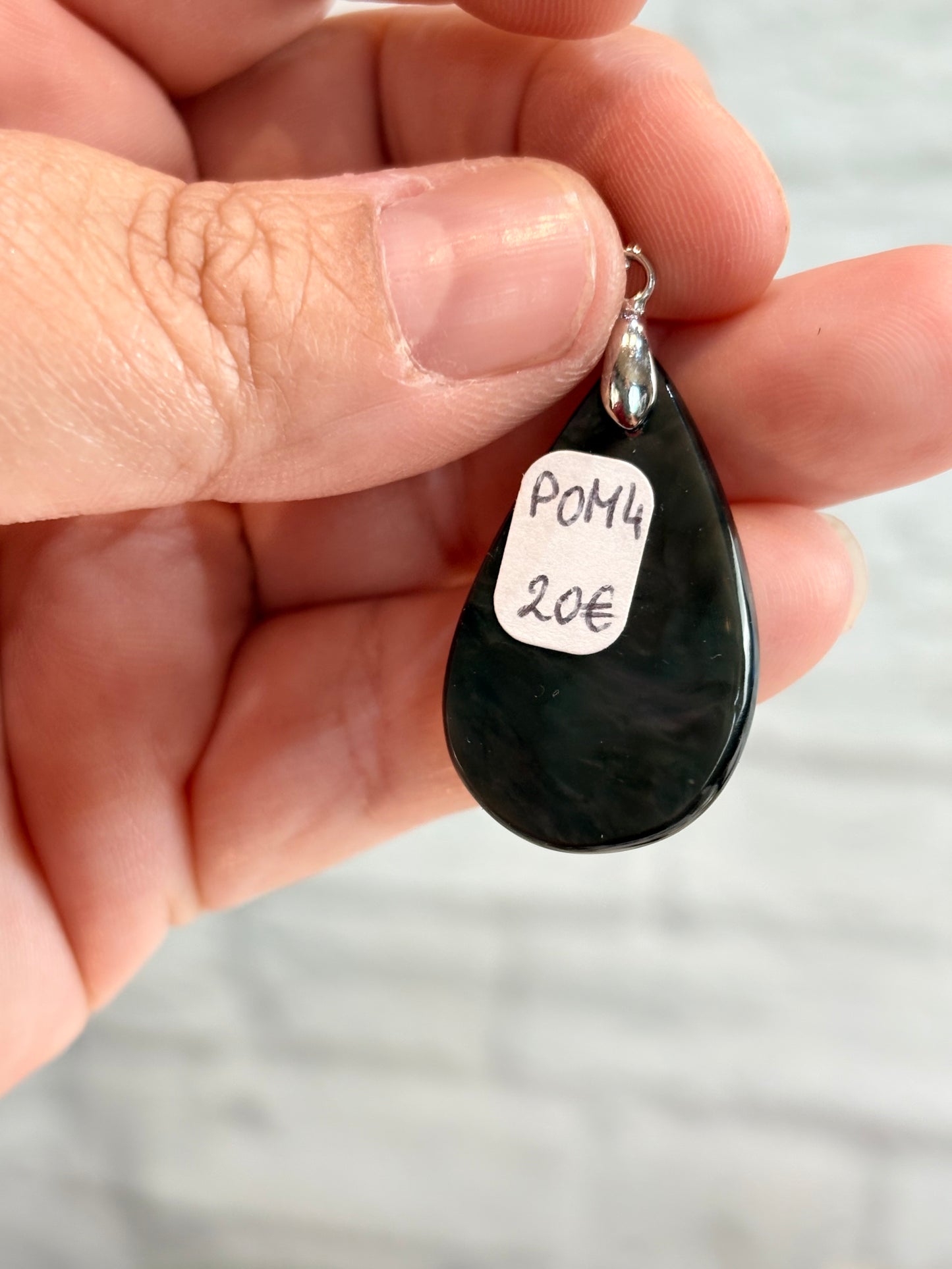 POM4 - Pendentif obsidienne manta huichol