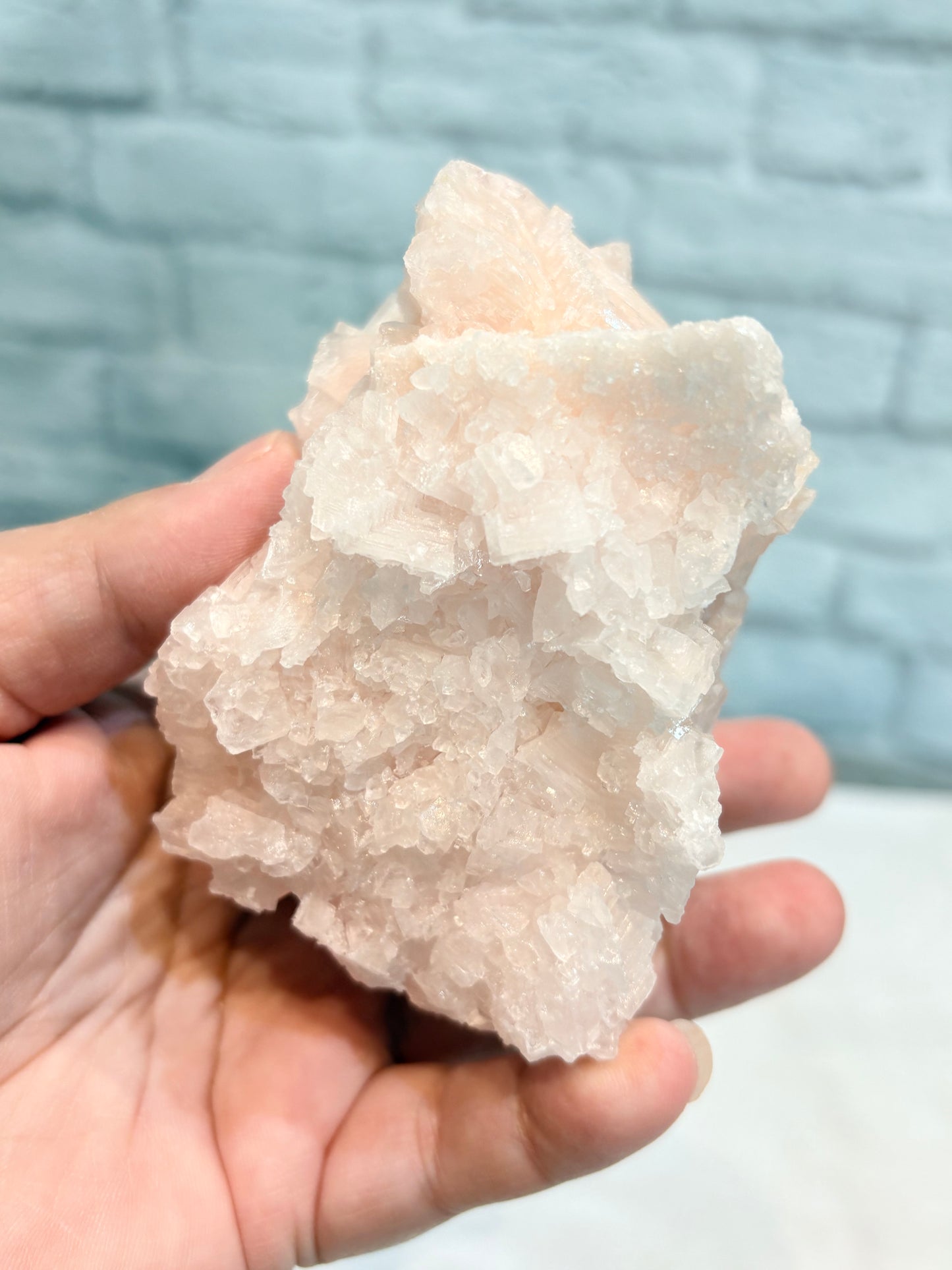 HR8 - halite rose