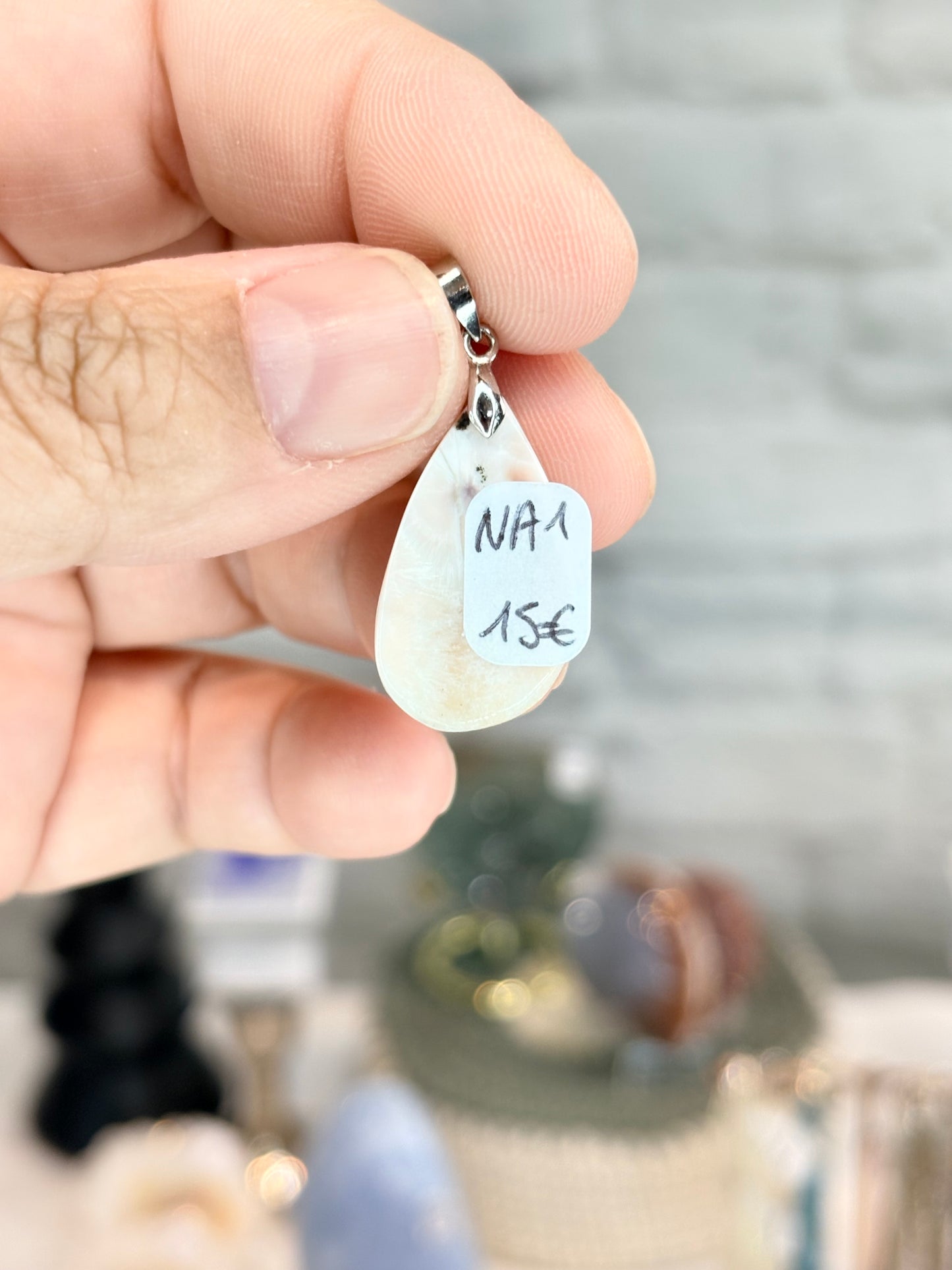 NA1 -  Pendentif natrolite