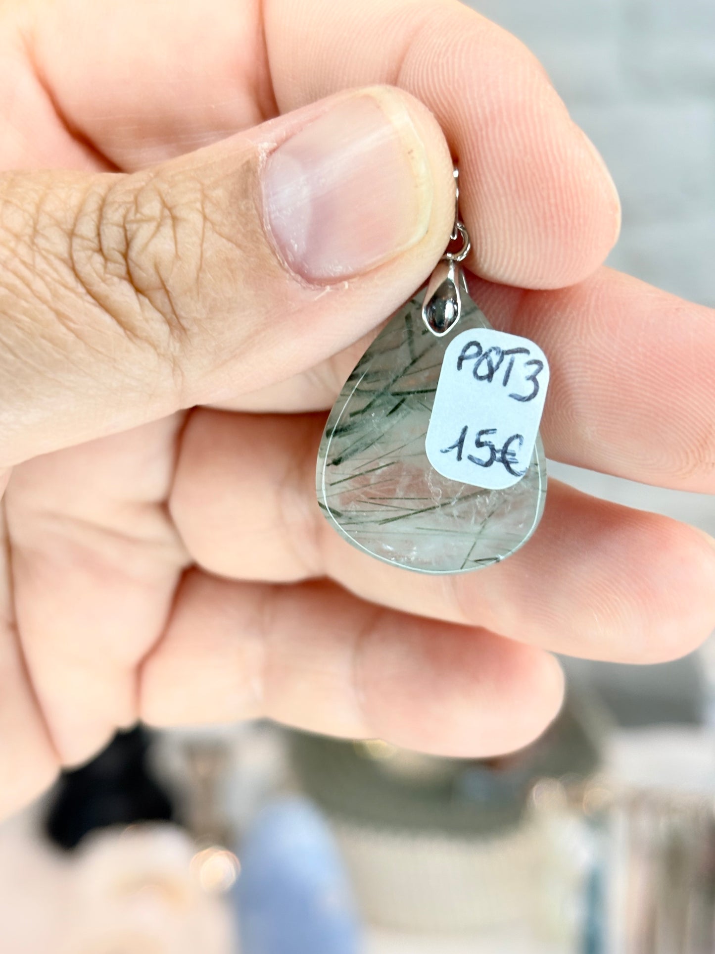 PQT3 -  Pendentif quartz à tourmaline