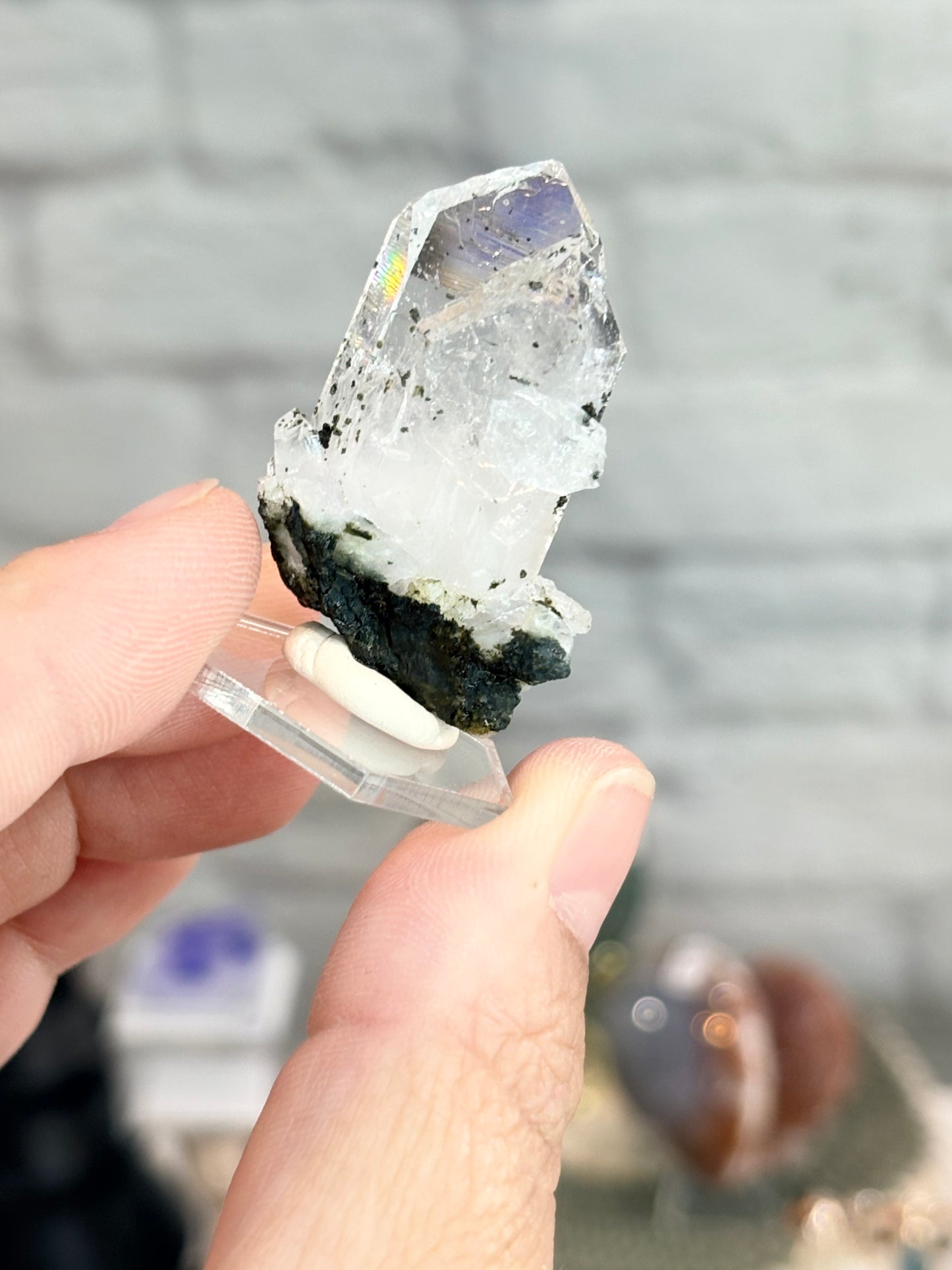 SMGO2 - Quartz à inclusions de pumpelyite
