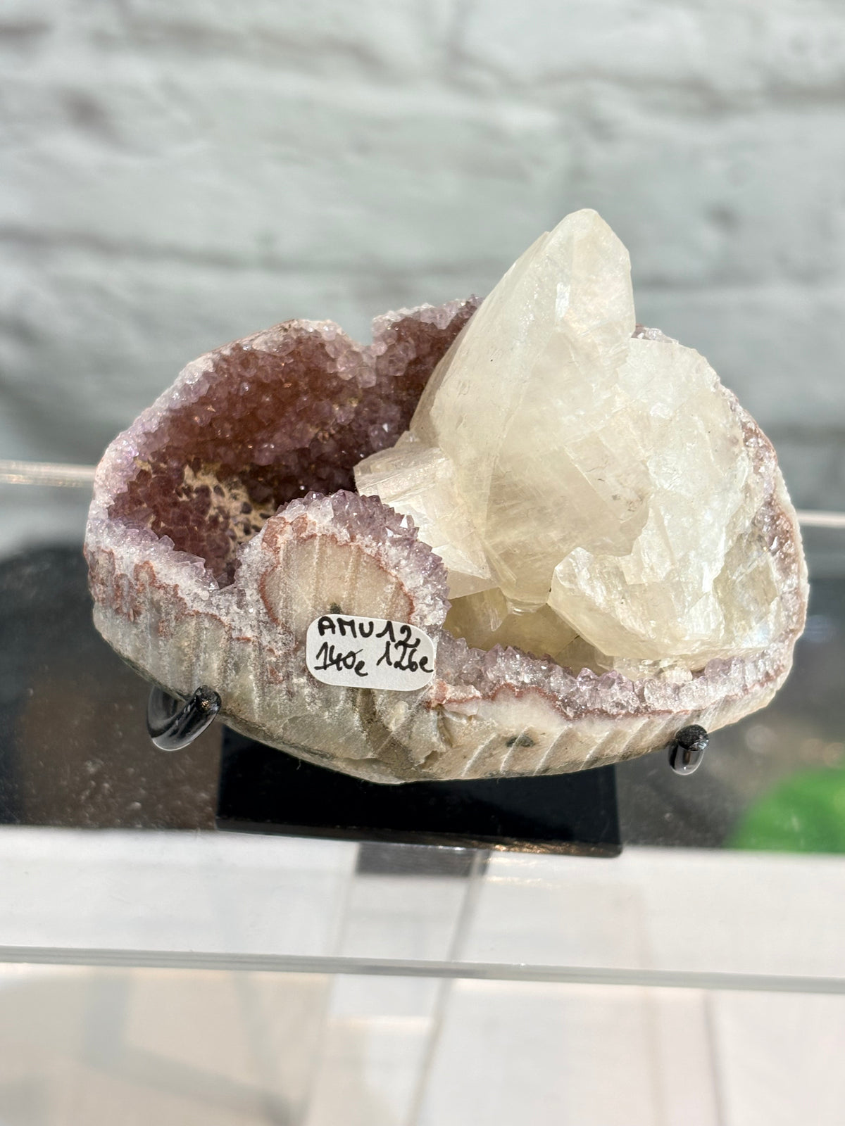 AMU12 - Améthyste et calcite d’Uruguay sur pied