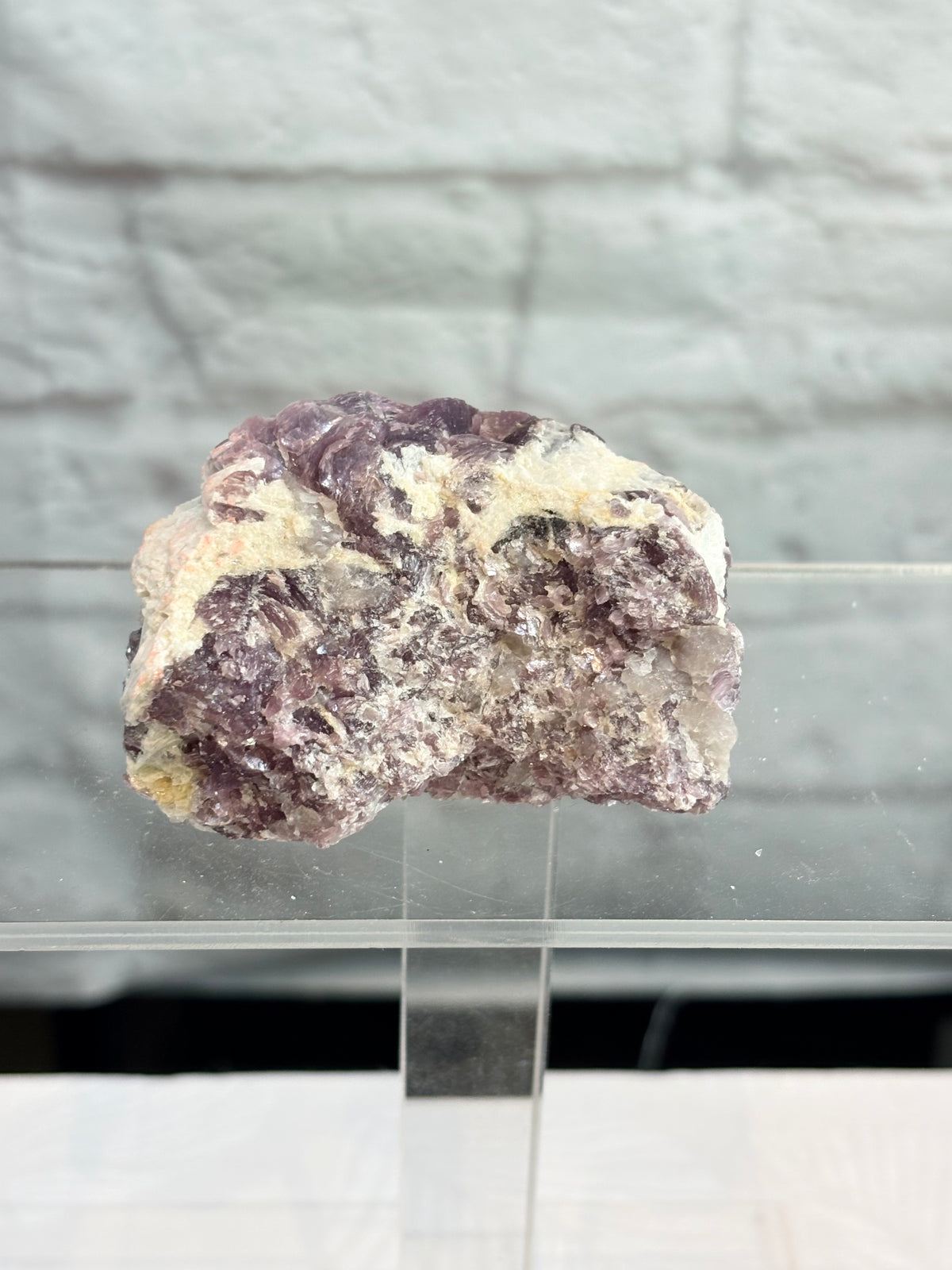 LPB2 - Lepidolite boltroïdale brute