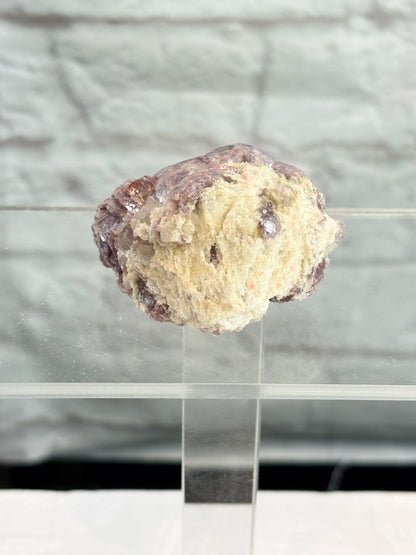 LPB4 - Lepidolite boltroïdale brute