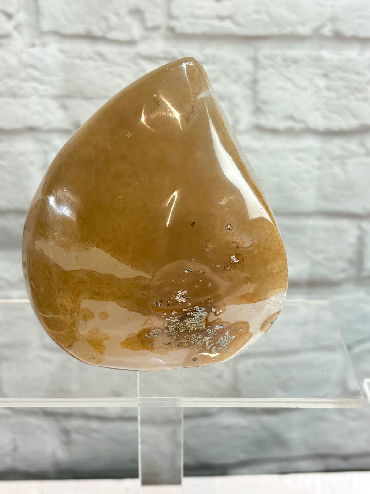 AMU13 - Agate cristallisée d’Uruguay