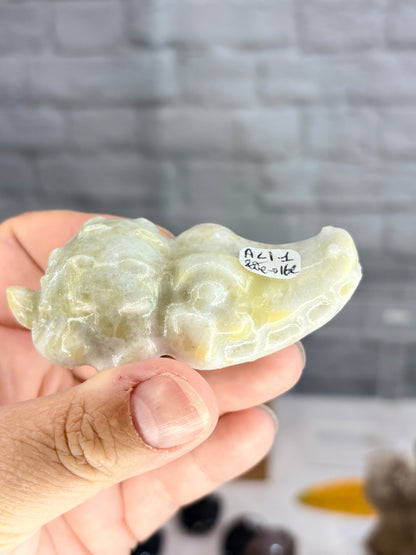 ALI1 - mini alligator en jade néphrite vert clair