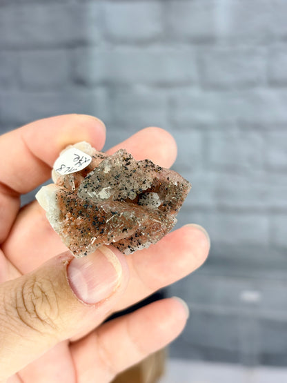 CAL8 - calcite pagode brute