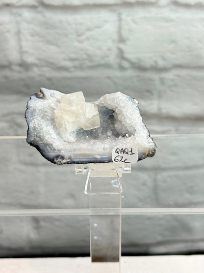 QAQ1 - specimen agate blue lace et calcite