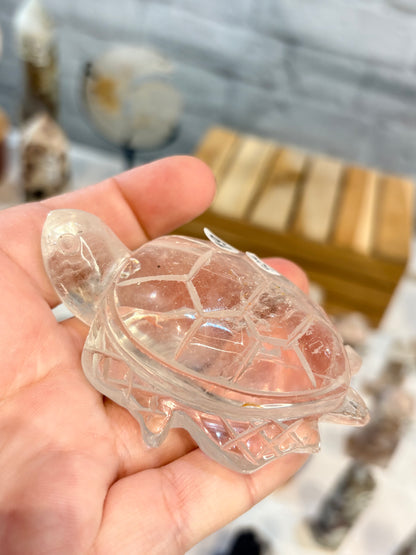 Grosse tortue en cristal de roche