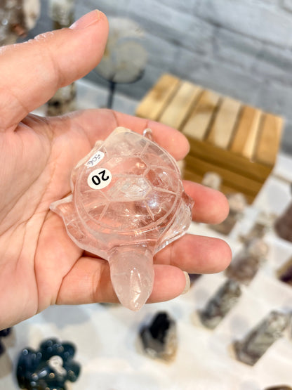 Grosse tortue en cristal de roche