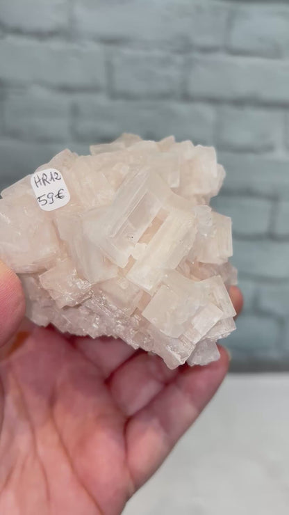 HR12 - halite rose
