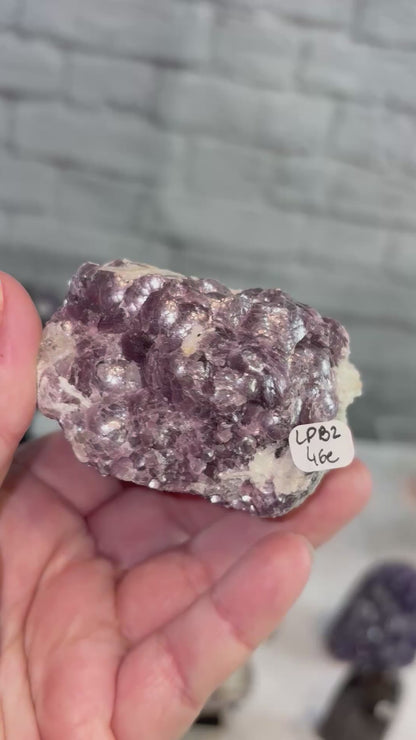 LPB2 - Lepidolite boltroïdale brute