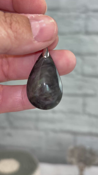 POM4 - Pendentif obsidienne manta huichol