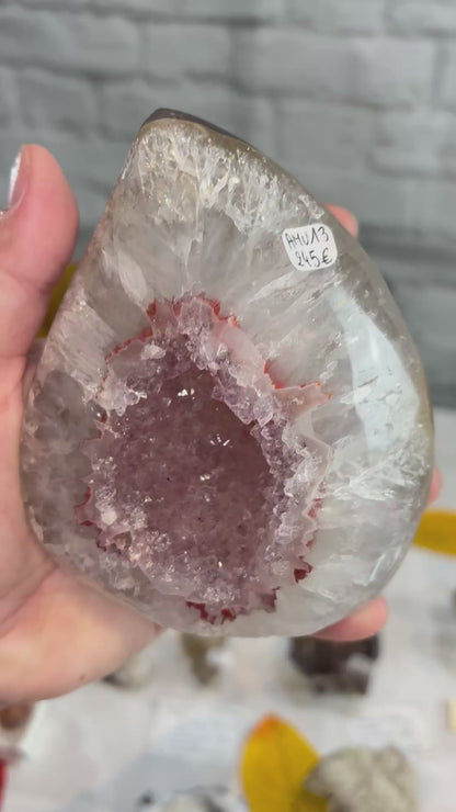 AMU13 - Agate cristallisée d’Uruguay
