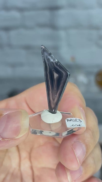 APO23 - Agate polyédrique du Brésil