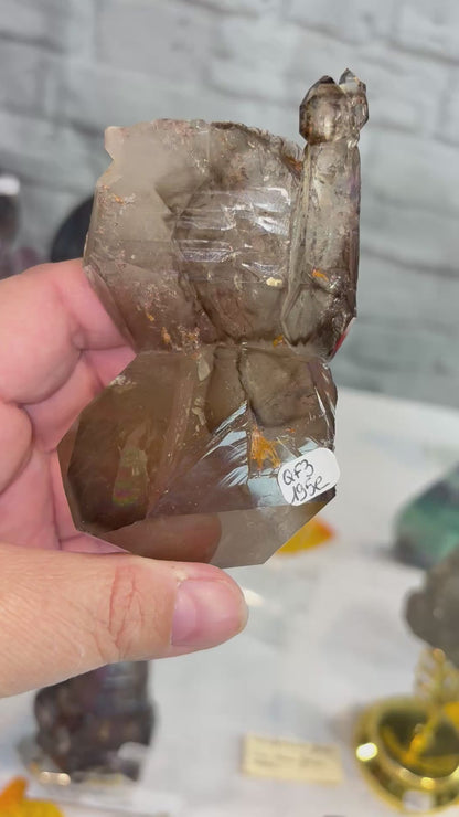QF3 - Specimen de quartz fumé brut