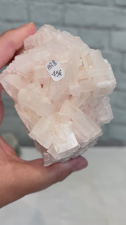 HR8 - halite rose