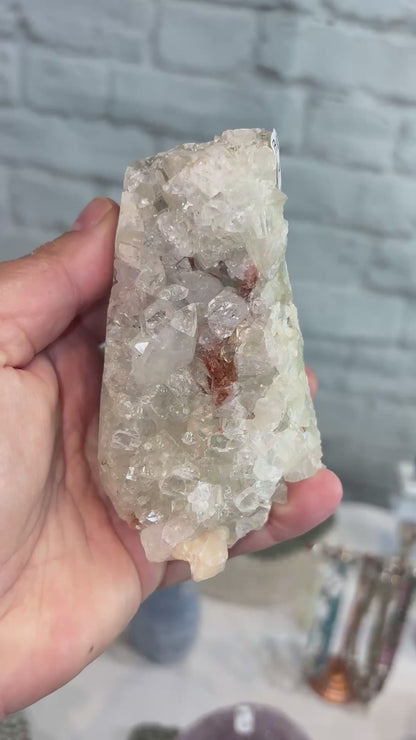 APP3 - Apophyllite verte et stilbite